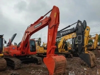 Second hand DOOSAN DH220 heavy earth moving machine