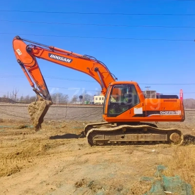 Used Excavator Doosan DH225-7 Good Condition