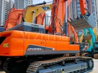 Used Doosan DX530 Strong Power Crawler Excavator