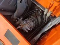 Used Original Hitachi ZX240 hydraulic crawler
