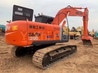 Used Crawler Excavator Hitachi ZX200 20 ton with High Quality