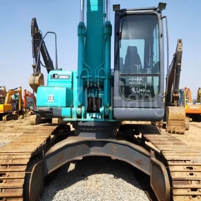 Powerful used Kobelco SK260 excavators 26 ton